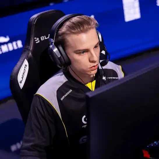 ApEX, Aleksib et FalleN nommés parmi les trois meilleurs capitaines de 2025 selon Mauisnake