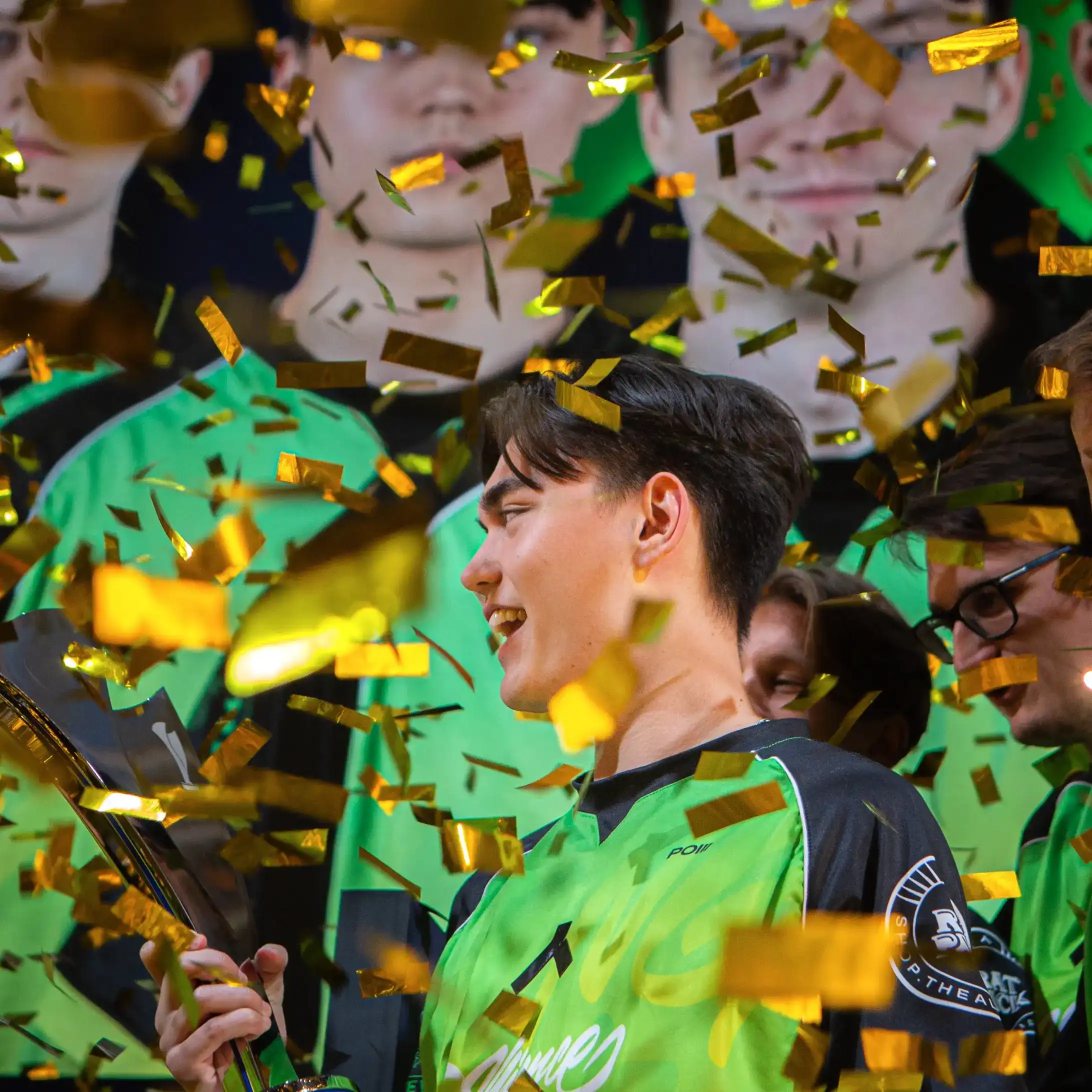 Rumeur : 100 Thieves proches de signer le talent suédois poiii